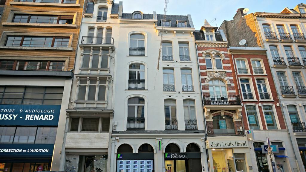 Little Suite - Nathan Lille Bilik gambar
